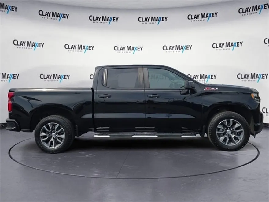 2021 Chevrolet Silverado 1500 RST photo 1