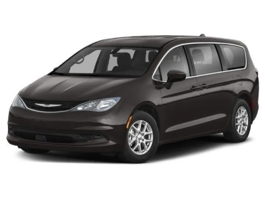 2022 Chrysler Voyager LX photo 1