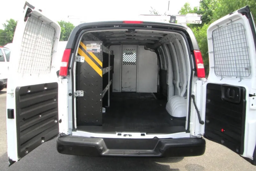 2023 Chevrolet Express 2500 Cargo Van photo 1