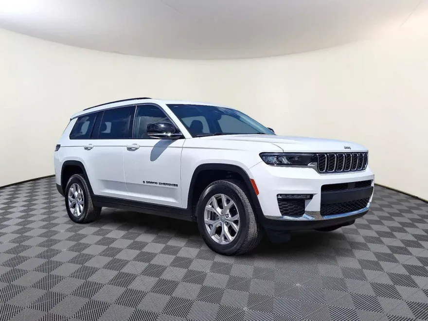 2022 Jeep Grand Cherokee Limited photo 1