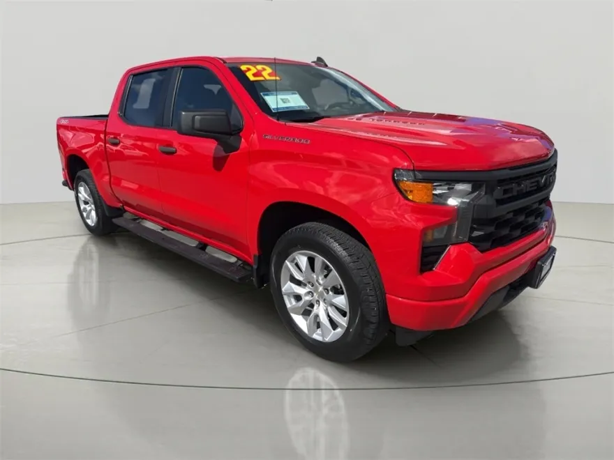 2022 Chevrolet Silverado 1500 Custom photo 1