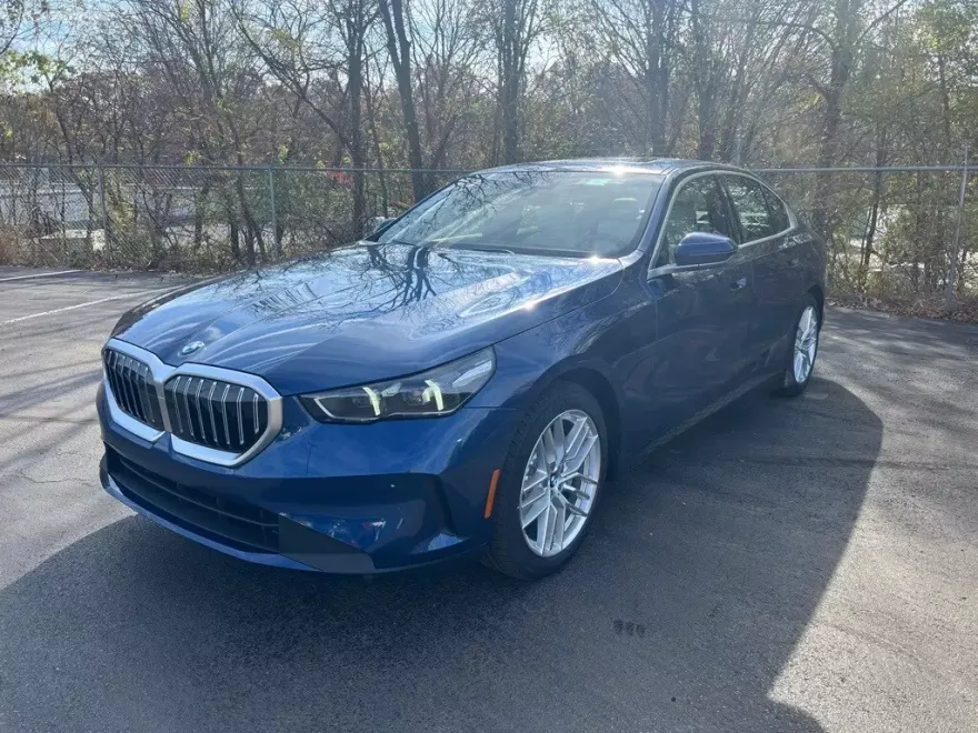 2024 Bmw 530i photo 1