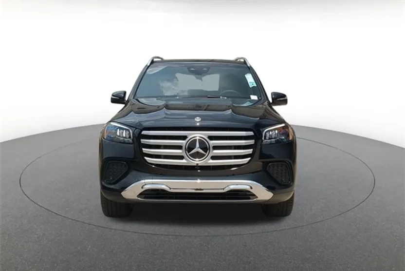 2025 Mercedes Benz GLS 450 4MATIC photo 1