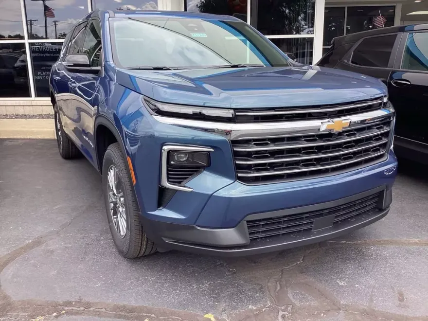 2026 Chevrolet Traverse photo 1
