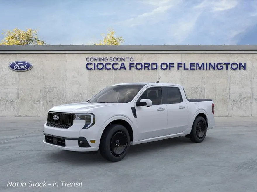 2025 Ford Maverick photo 1