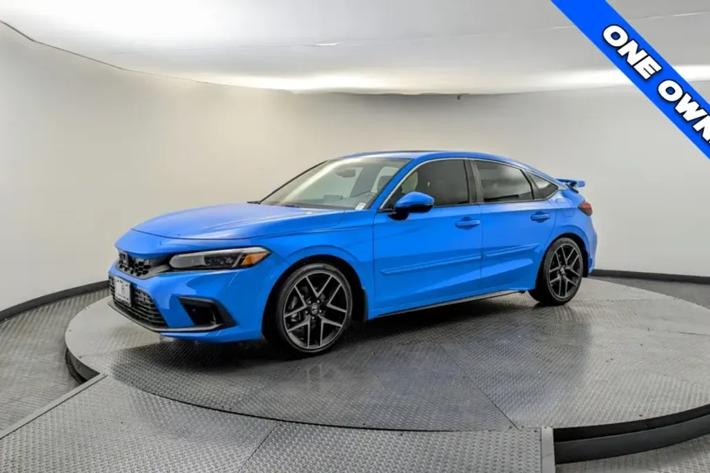 2024 Honda Civic Hatchback Sport Touring photo 1