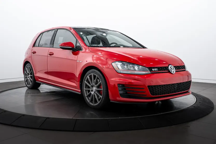 2015 Volkswagen Golf GTI SE photo 1