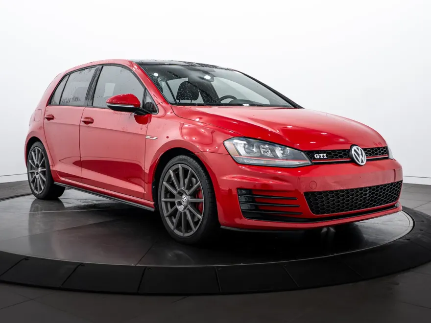 2015 Volkswagen Golf GTI SE photo 1