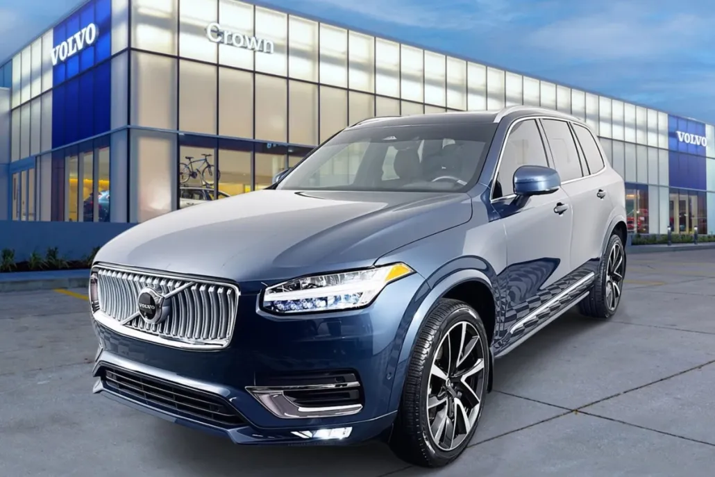2024 Volvo XC90 B5 Plus photo 1