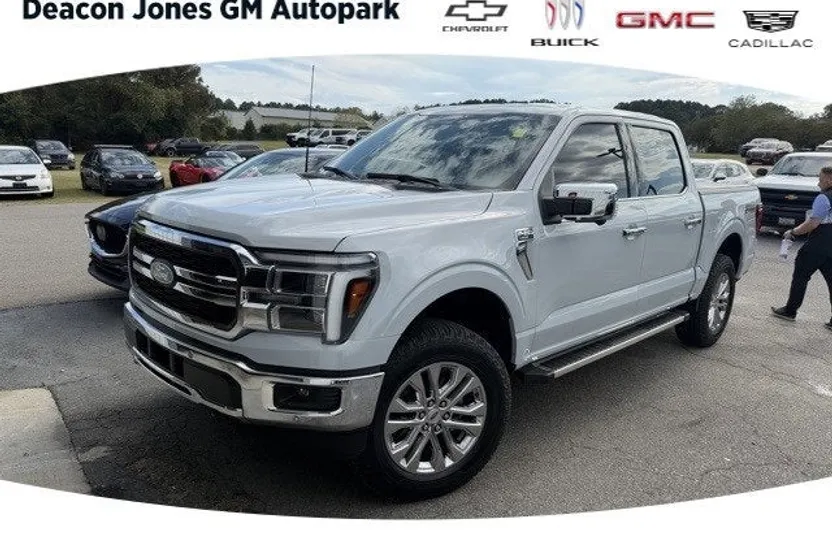 2025 Ford F-150 Lariat photo 1