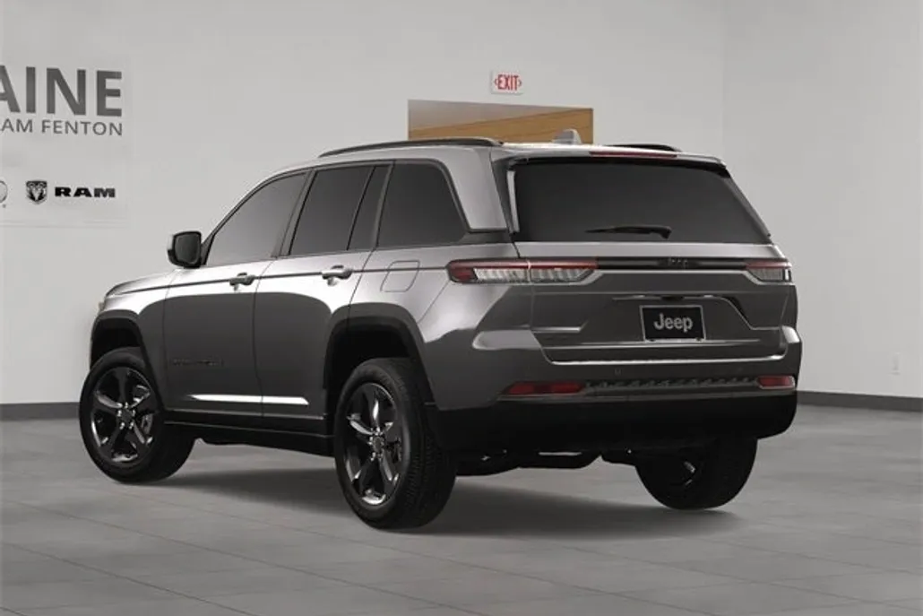 2025 Jeep Grand Cherokee Altitude X photo 1