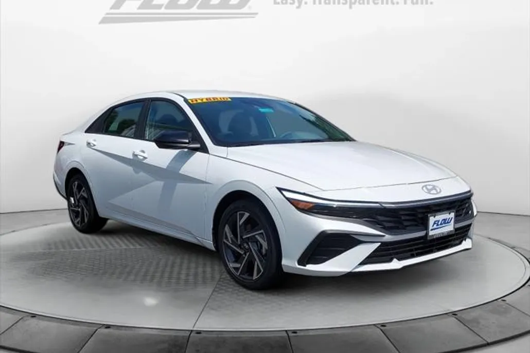 2025 Hyundai Elantra Hybrid SEL Sport photo 1