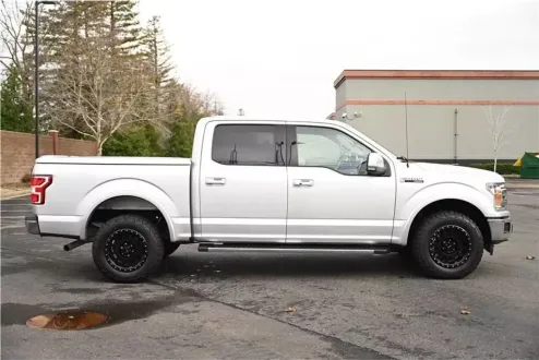 2018 Ford F-150 photo 2