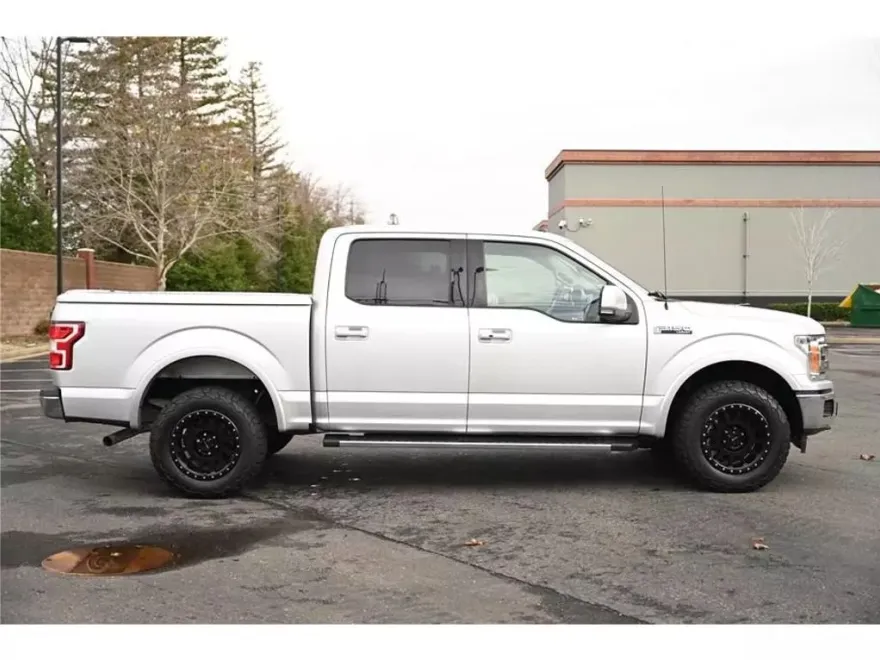 2018 Ford F-150 photo 2