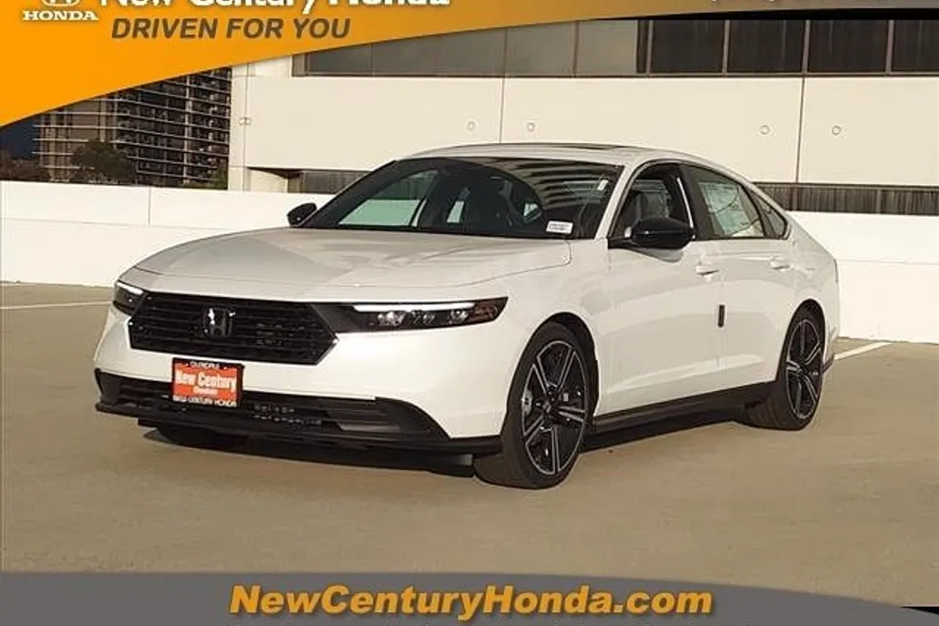 2024 Honda Accord Hybrid Touring photo 1