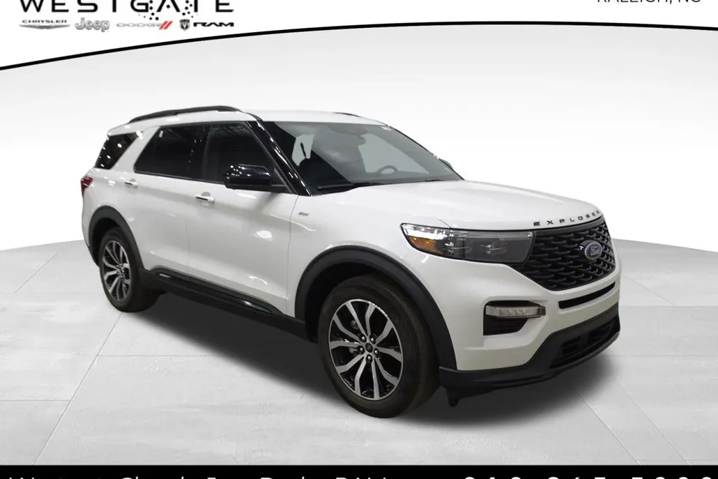 2022 Ford Explorer ST-Line photo 1
