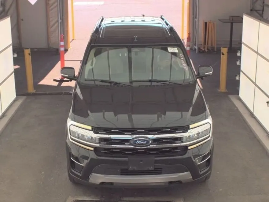 2023 Ford Expedition Limited photo 1