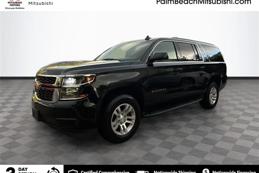 2018 Chevrolet Suburban LT photo 1