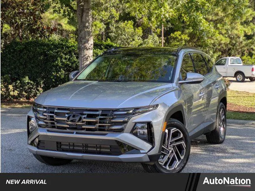 2025 Hyundai Tucson Hybrid Limited photo 1