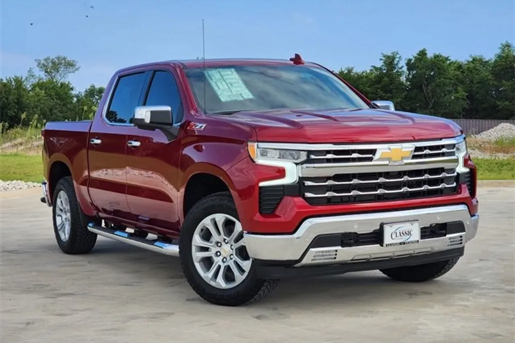 2026 Chevrolet Silverado 1500 LTZ photo 1