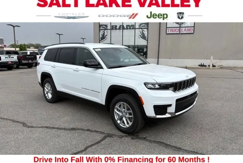 2025 Jeep Grand Cherokee Laredo Altitude photo 1