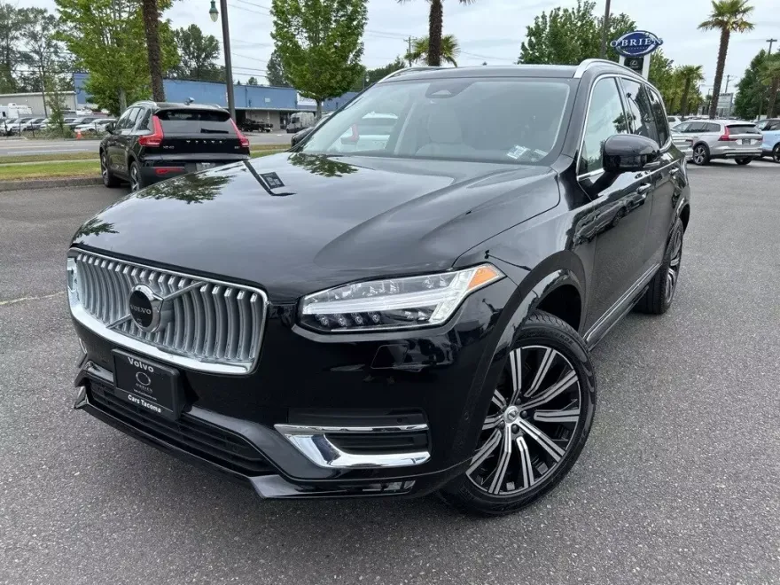 2025 Volvo XC90 Plus photo 1