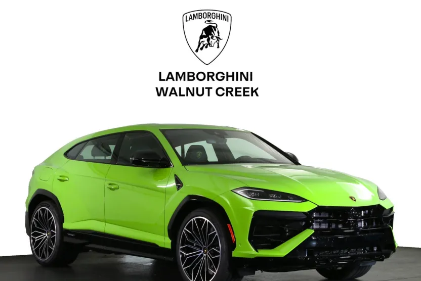 2025 Lamborghini Urus SE photo 1