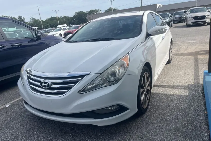 2014 Hyundai Sonata SE Limited photo 1
