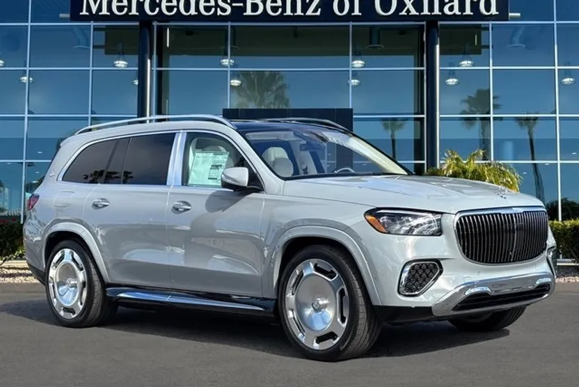 2025 Mercedes Benz GLS Maybach 600 4MATIC photo 1