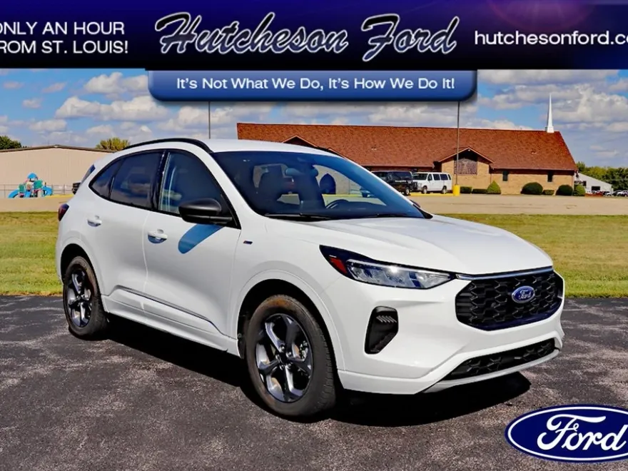 2023 Ford Escape ST-Line photo 1
