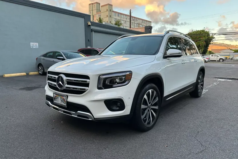 2022 Mercedes Benz GLB 250 photo 1