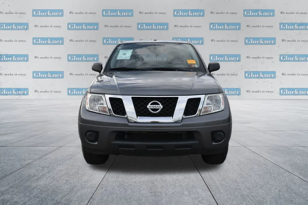 2017 Nissan Frontier SV photo 1