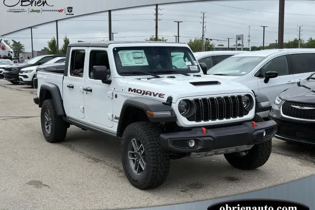 2025 Jeep Gladiator Mojave photo 1