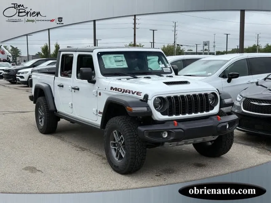 2025 Jeep Gladiator Mojave photo 1