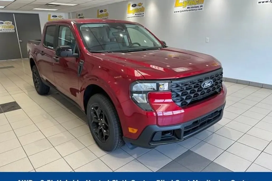 2025 Ford Maverick XLT photo 1