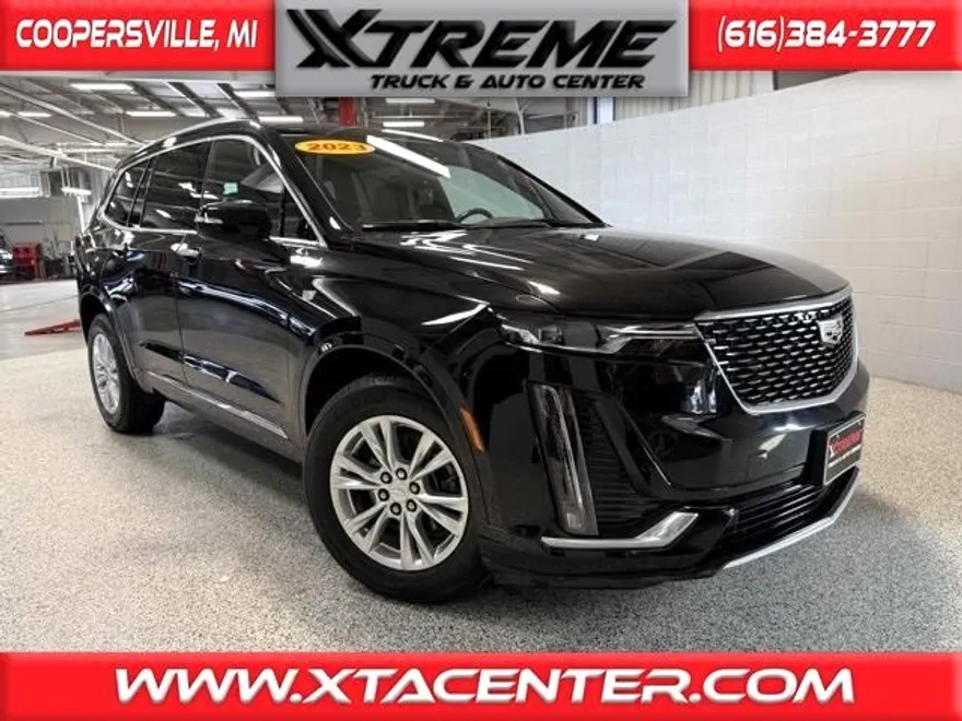 2023 Cadillac XT6 Luxury photo 1
