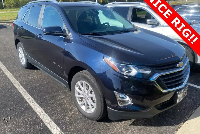 2021 Chevrolet Equinox LT photo 1