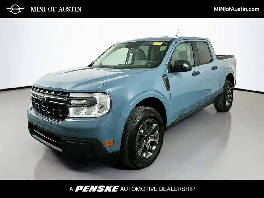 2023 Ford Maverick XLT photo 1