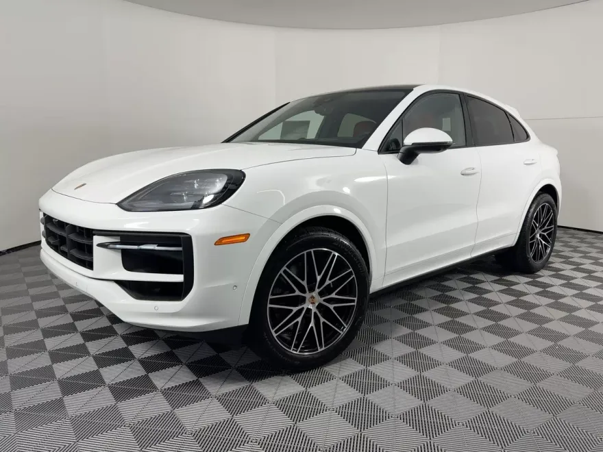 2026 Porsche Cayenne Coupe photo 1