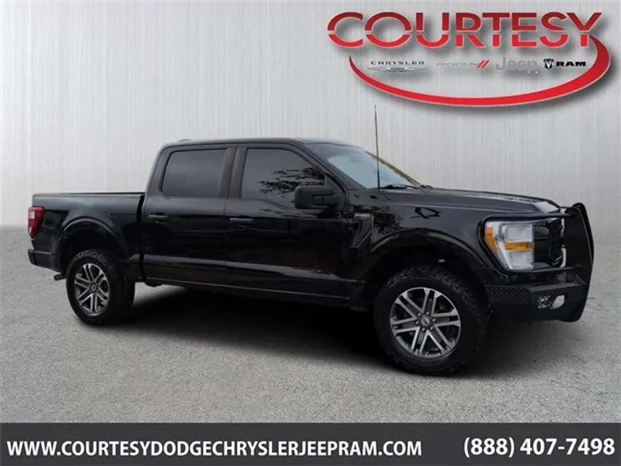 2022 Ford F-150 XL photo 1