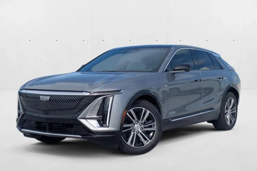 2025 Cadillac Lyriq Luxury photo 1