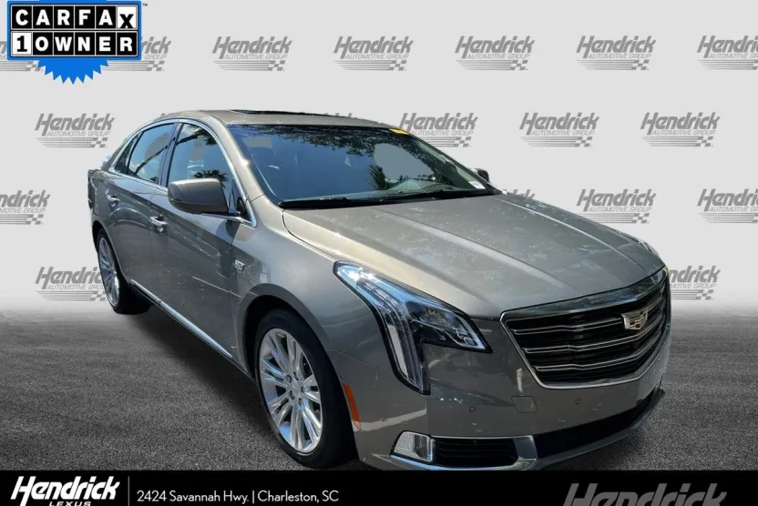 2019 Cadillac XTS Luxury photo 1