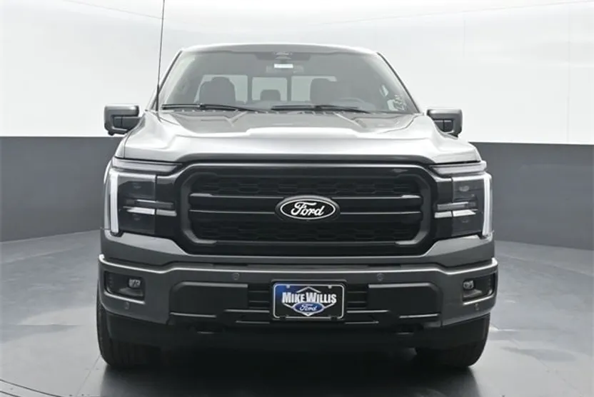 2025 Ford F-150 Lariat photo 1