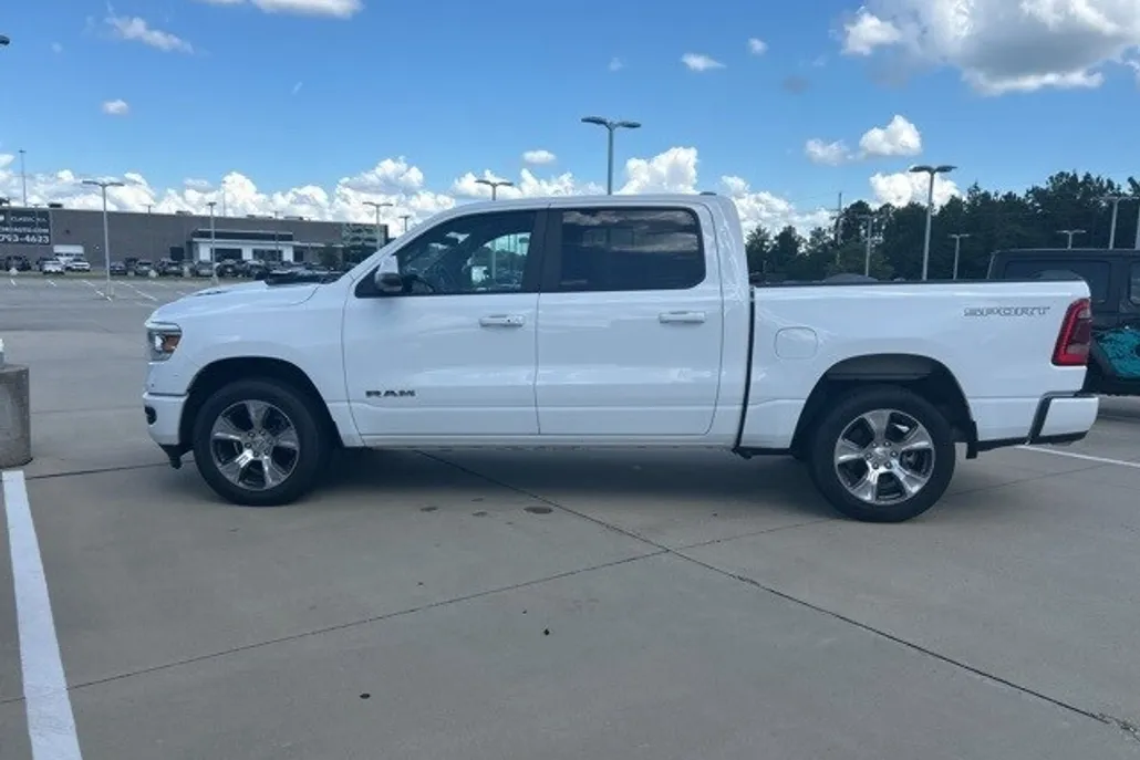 2023 Ram 1500 Laramie photo 1