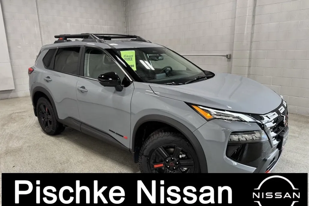 2025 Nissan Rogue SV photo 1