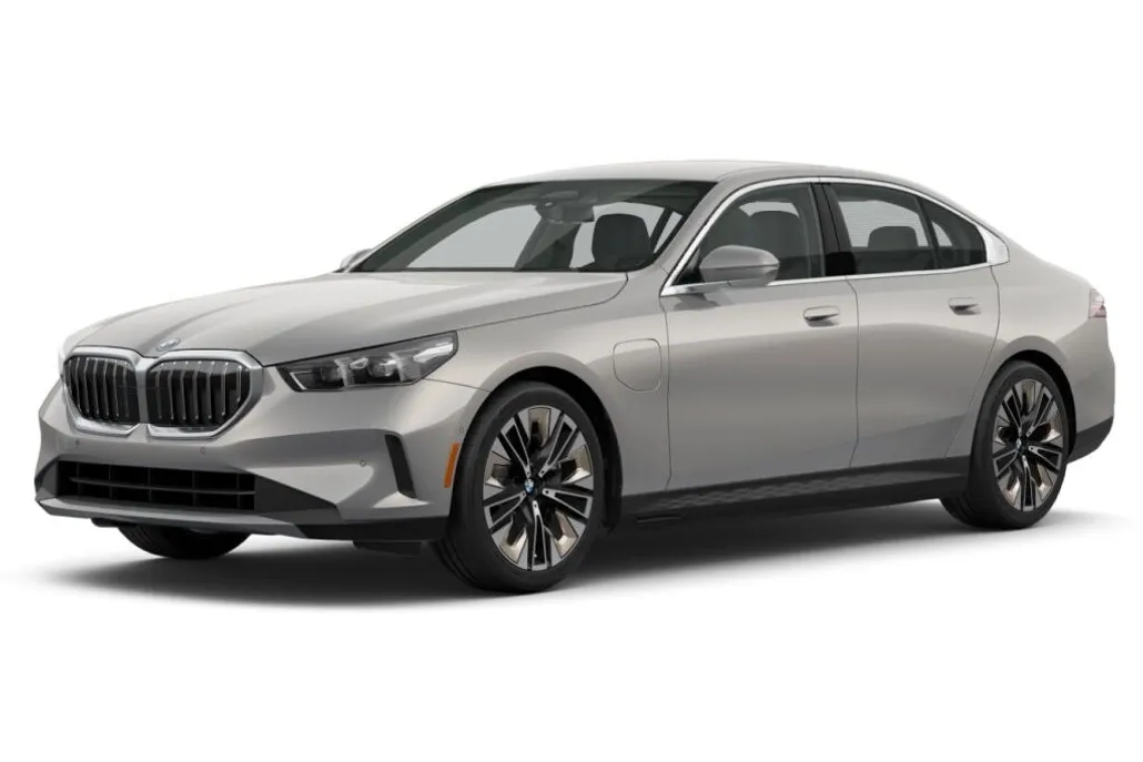 2026 Bmw 550e 550e xDrive photo 1