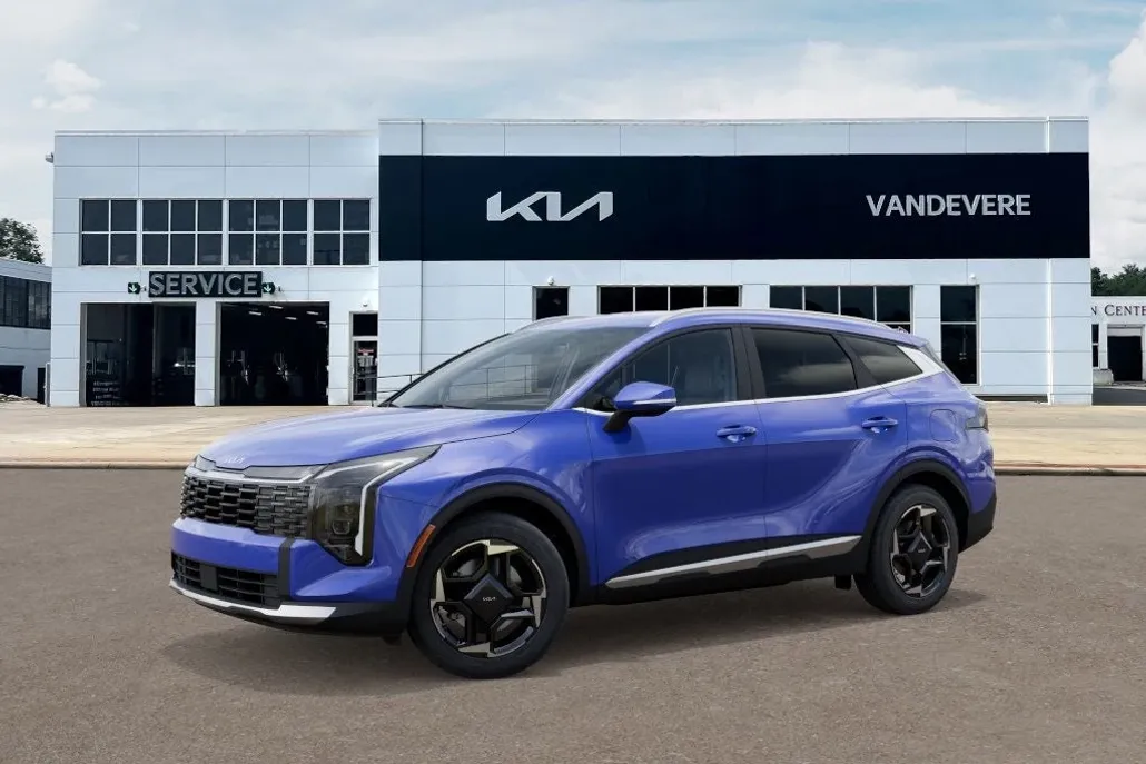 2026 Kia Sportage EX photo 1