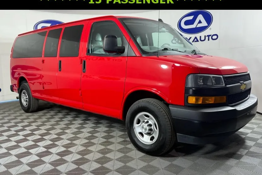 2023 Chevrolet Express 3500 LS photo 1