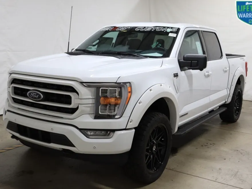 2023 Ford F-150 XLT photo 1
