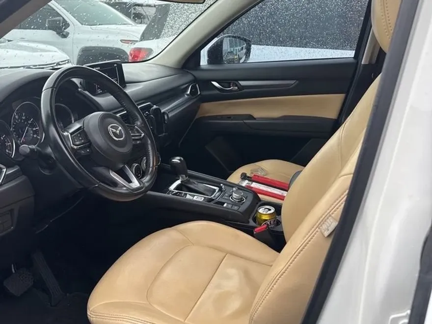 2019 Mazda CX-5 Sport photo 1